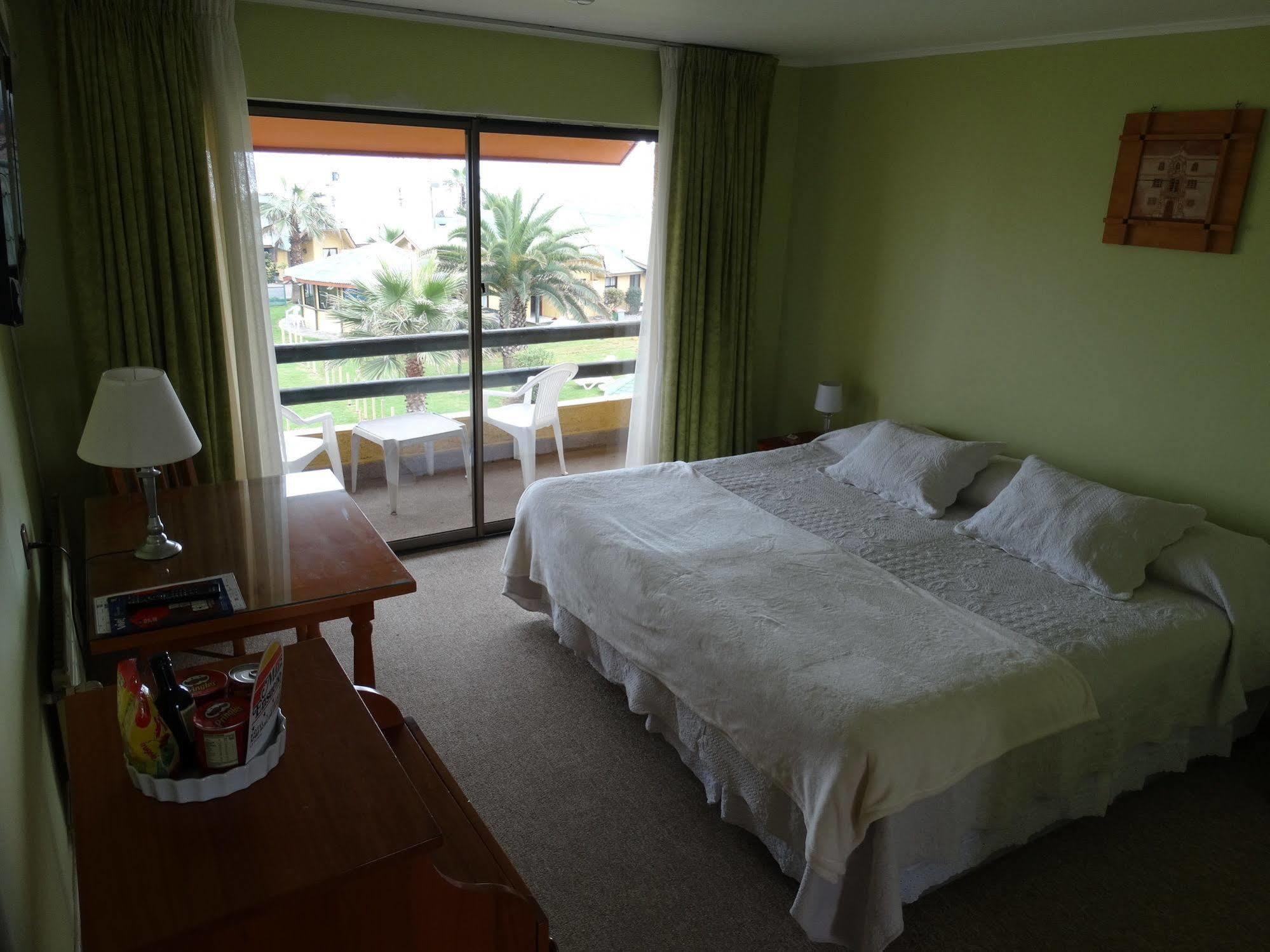 Hotel Y Cabanas Mar De Ensueno La Serena Exterior foto